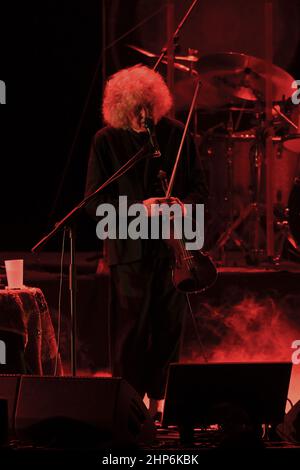 Roma, Italien. 18th. Februar 2022. Angelo Branduardi während des Konzerts Il Cammino dell'Anima im Auditorium Parco della Musica, 16th. Februar 2022, Rom, Italien Credit: Independent Photo Agency/Alamy Live News Stockfoto