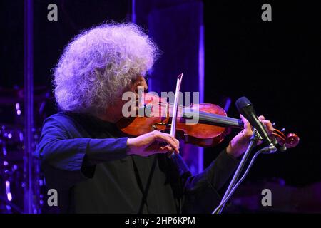 Roma, Italien. 18th. Februar 2022. Angelo Branduardi während des Konzerts Il Cammino dell'Anima im Auditorium Parco della Musica, 16th. Februar 2022, Rom, Italien Credit: Independent Photo Agency/Alamy Live News Stockfoto