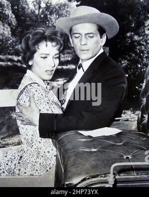 Foto von Jack Kelly als Bart Maverick und Julie Adams aus der Fernsehsendung Maverick Stockfoto