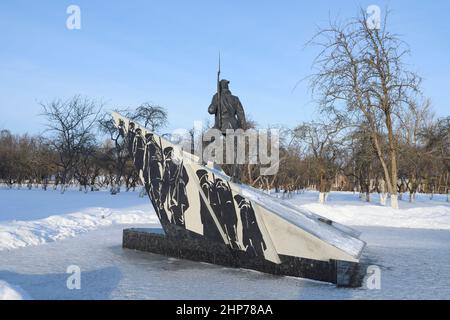 KRONSHTADT, RUSSLAND - 18. JANUAR 2022: Denkmal für die baltischen Matrosen an einem Januartag. Dock Admiralty, Patriot Park Stockfoto