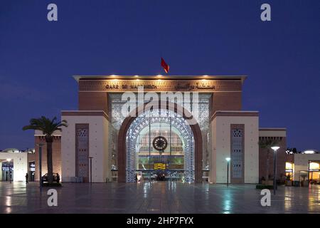 Marrakesch, Marokko - Januar 29 2018: Der Bahnhof Marrakesch ist ein Bahnhof, der derzeit der südliche Endpunkt des marokkanischen Eisenbahnsystems ist. Stockfoto