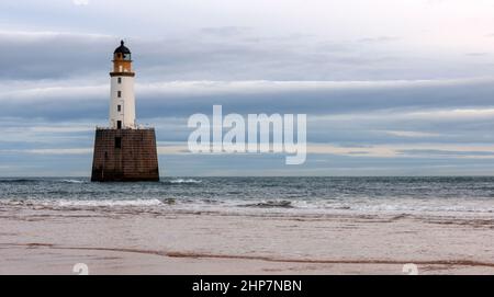 Rattray Head Lighthouse, Rattray Head, Peterhead, Aberdeenshire, Schottland, VEREINIGTES KÖNIGREICH Stockfoto