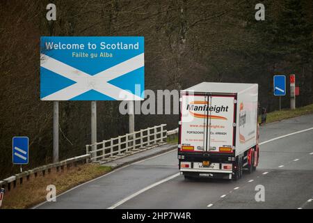 Willkommen in Schottland Schild an der schottischen, englischen Grenze auf der Autobahn M6 in Gretna Green Stockfoto