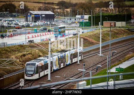 Haltestelle der Straßenbahn am Flughafen Edinburgh Stockfoto