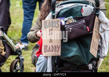 BRISTOL, ENGLAND- 15. Januar 2022: Demonstranten bei einem MORD PROTESTIEREN in Bristol GEGEN DAS GESETZ Stockfoto