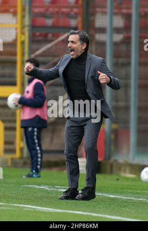 Stadio Renato Curi, Perugia, Italien, 19. Februar 2022, Pecchia fabio (Trainer uns cremonesen) während des Spiels AC Perugia gegen US Cremonese – Italienischer Fußball der Serie B Stockfoto