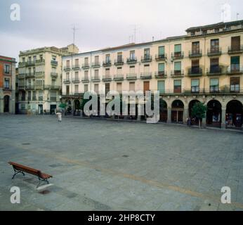 PLAZA MAYOR - CASAS CON SOPORTALES. Lage: AUSSEN. Zamora. SPANIEN. Stockfoto