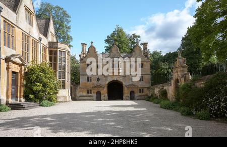 Stanway House schimmert in der Nachmittagssonne Stockfoto