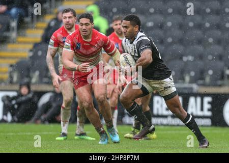 Mitieli Vulikijapani (25) vom Hull FC läuft am 2/19/2022 mit dem Ball in der Hand. (Foto von David Greaves/News Images/Sipa USA) Quelle: SIPA USA/Alamy Live News Stockfoto