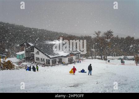 Snowborad am Martial Glacier. Ushuaia, Feuerland, Argentinien Stockfoto