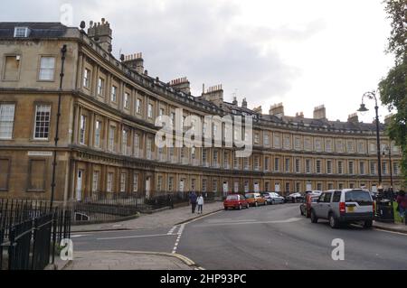 Bath, Somerset (UK): Blick auf den Circus, den berühmten Ring historischer Häuser Stockfoto