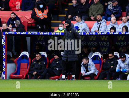 19th. Februar 2022 ; Selhurst Park, Crystal Palace, London, England; Premier League Football, Crystal Palace versus Chelsea: Chelsea-Manager Thomas Tuchel auf der Touchline Credit: Action Plus Sports Images/Alamy Live News Stockfoto