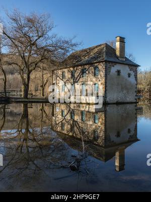 Lac du Causse en hiver - Moulin de Lissac Stockfoto