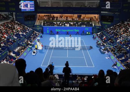 Qatar ExxonMobil Open 2022 Finale zwischen Nikoloz Basilashvili aus Georgien und Roberto Bautista Agut aus Spanien. Roberto Bautista Agut gewann die Trophäe mit einem 6-3, 6-4. Stockfoto