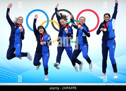 Beim Frauen-Goldmedaillenspiel während des 16. Tages der Olympischen Winterspiele 2022 in Peking im Nationalen Wassersportzentrum in China. Bilddatum: Sonntag, 20. Februar 2022. Stockfoto