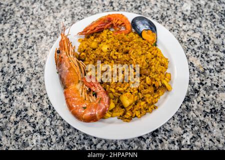 Paella mit Meeresfrüchten (Paella de Marisco), Valencia, Spanien Stockfoto