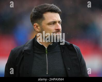 Sheffield, England, 19th. Februar 2022. Russell Martin Manager von Swansea City während des Sky Bet Championship-Spiels in der Bramall Lane, Sheffield. Bildnachweis sollte lauten: Simon Bellis / Sportimage Stockfoto