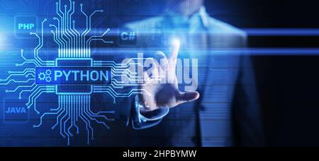 Python-Programmiersprache auf hoher Ebene. Anwendungs- und Webentwicklungskonzept auf virtuellem Bildschirm. Stockfoto