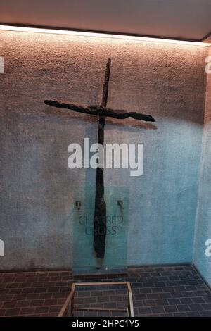 Coventry Cathedral verkohltes Kreuz Stockfoto