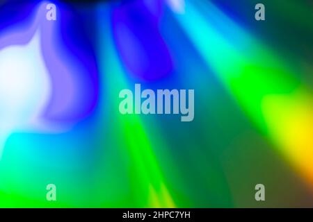 Lebhafter, heller und unscharfer, farbenfroher abstrakter Hintergrund. Blaue, grüne, lila Türkis und gelbe Farben. Abstrakter, weicher, farbenfroher Hintergrund. Stockfoto