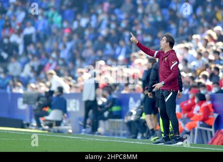 Barcelona, Spanien.20. Februar 2022. Julen Lopetegui Cheftrainer des FC Sevilla während des spanischen La Liga-Spiels zwischen RCD Espanyol und dem FC Sevilla im RCDE-Stadion. Stockfoto