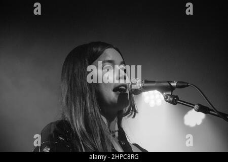 Nass-Bein-unterstützender Inhalator - Barrowland Glasgow 10th Okt 2021 Stockfoto