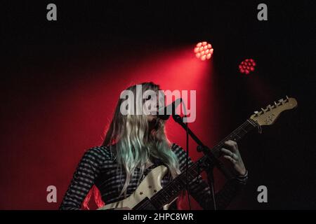 Nass-Bein-unterstützender Inhalator - Barrowland Glasgow 10th Okt 2021 Stockfoto