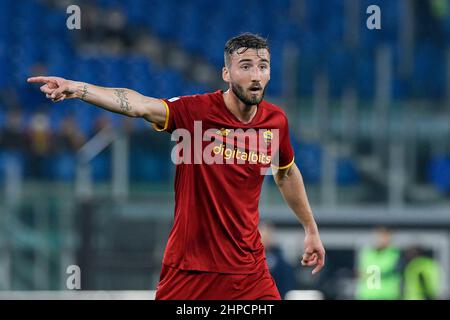 Roma, Italien. 19th. Februar 2022. Bryan Cristante von AS Roma während des Fußballs Serie A Match, Stadio Olimpico, Roma gegen Verona, 19th. Februar 2022 (Foto von AllShotLive/Sipa USA) Quelle: SIPA USA/Alamy Live News Stockfoto