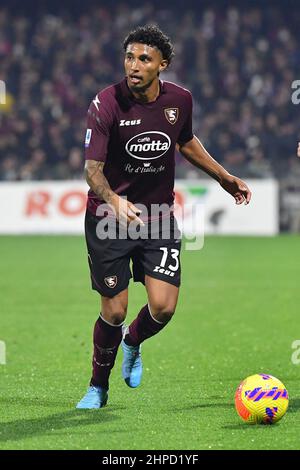 Salerno, Italien. 19th. Februar 2022. Salernitanas Mittelfeldspieler Ederson während des US Salernitana gegen AC Mailand, italienisches Fußballspiel Serie A in Salerno, Italien, Februar 19 2022 Quelle: Independent Photo Agency/Alamy Live News Stockfoto