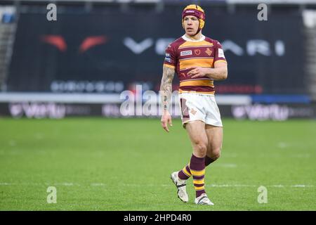 Huddersfield, England - 19. Februar 2022 - Theo Fages (7) von Huddersfield Giants während der Rugby League Betfred Super League Runde 2 Huddersfield Giants vs Hull Kingston Rovers im John Smith's Stadium, Huddersfield, UK Dean Williams Stockfoto