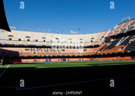 Allgemeine Ansicht des Mestalla-Stadions vor dem Spiel der La Liga zwischen dem FC Valencia und dem FC Barcelona im Mestalla-Stadion am 20. Februar 2022. (Foto von Jose Miguel Fernandez) Stockfoto
