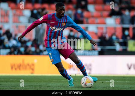 Ousmane Dembélé während des La Liga-Spiels zwischen Valencia CF und FC Barcelona im Mestalla-Stadion am 20. Februar 2022. (Foto von Jose Miguel Fernandez) Stockfoto