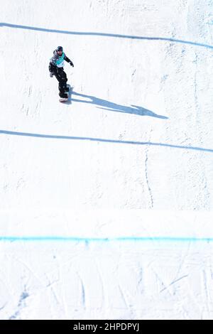 Chris Corning (USA), 14. FEBRUAR 2022 - Snowboarden: Big Air Qualification der Männer während der Olympischen Winterspiele 2022 in Peking bei Big Air Shougan Stockfoto