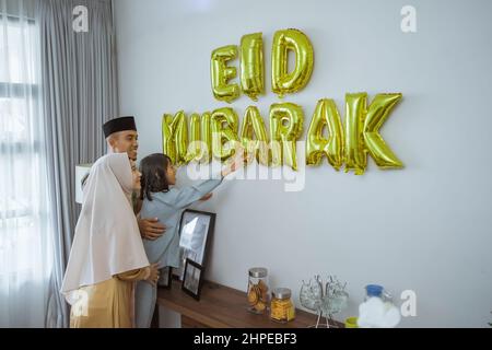 muslimische Dekoration eid mubarak Brief aus Ballon Stockfoto