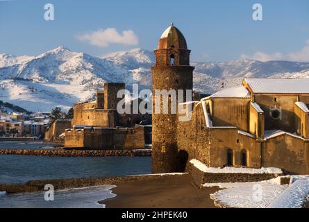 FRANKREICH Pyrenees Orientales Roussillon Côte vermeille collioure lever Soleil Stockfoto