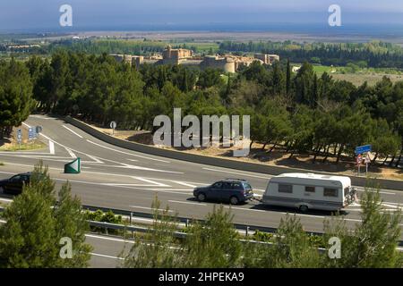 AUTOROUTE DU SUD CHATEAU DE SALSES Stockfoto