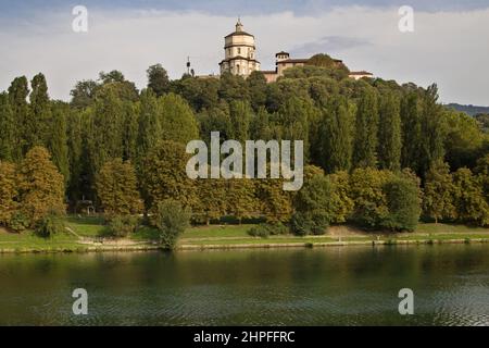 Ginzburg Park und Monte dei Cappuccini in Turin, Italien. Stockfoto