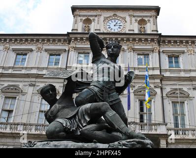 Italien, Piemont, Turin, Civic Palace, Palazzo di Citta' Platz Stockfoto