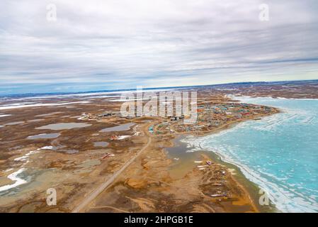 Cambridge Bay, Luftaufnahme im Frühling Stockfoto