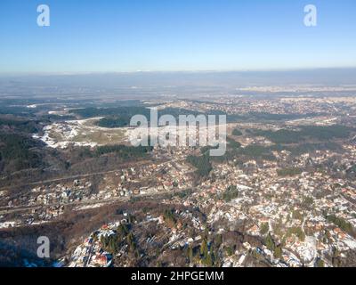 Luftaufnahme des Vitosha Berges in der Nähe des Boyana Distrikts, Sofia Stadt, Bulgarien Stockfoto