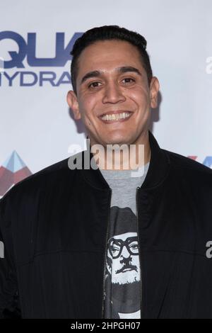 Mike James nimmt am 20. Februar 2022 an der Shindig Show von Aquahydrate im Hollywood Improv, Hollywood, CA Teil Stockfoto