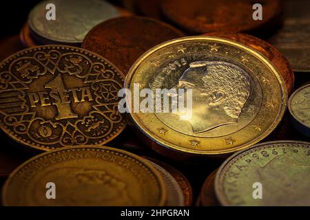 Philip Felipe VI König von Spanien Euro Coin Old Spanish Coins Stack Stockfoto