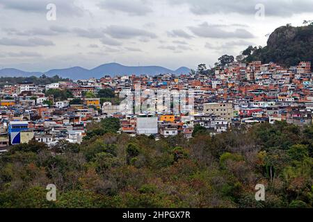 Favela (Rio das Pedras) in Rio de Janeiro Stockfoto