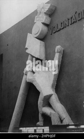 Faschismo - Propaganda - Roma - Palazzo delle Esposizioni Mostra della Rivoluzione Fascista - (dal 28 ottobre 1932 al 28 ottobre 1934) Stockfoto