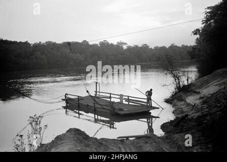 Marion Post Wolcott - Alte Seilfähre zwischen Camden und Gees Bend, Alabama, USA - 1939 Stockfoto