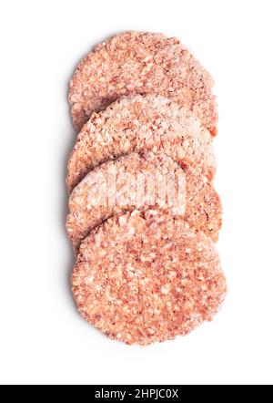 Gefrorenes Hamburger-Fleisch. Rohe Beef Patties isoliert auf weißem Hintergrund. Stockfoto