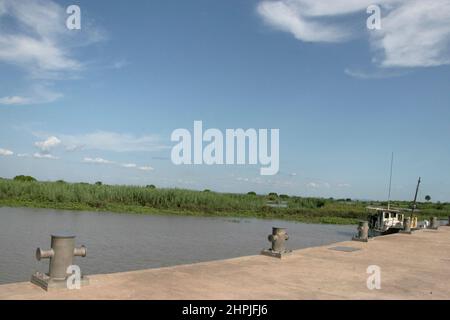 Ein Binnenhafen im Bezirk Nsanje. Der Hafen wurde gebaut, aber nie in Betrieb genommen. Malawi. Stockfoto