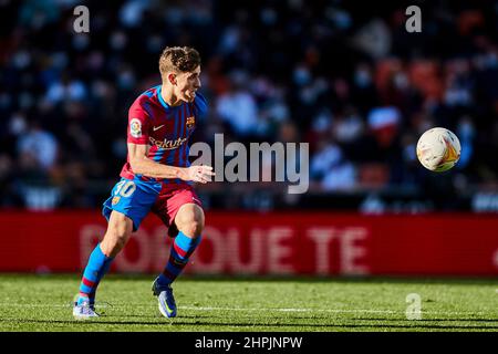 20. Februar 2022; Mestalla-Stadion, Valencia, Spanien; La Liga Fußball, Valencia CF gegen FC Barcelona; Pablo Martin Gavi vom FC Barcelona Stockfoto