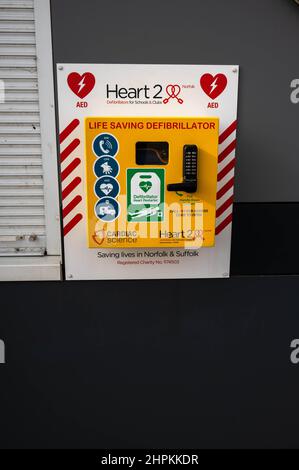 Öffentlicher Zugang Defibrillator an der Great Yarmouth Sea Front Stockfoto