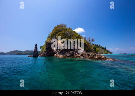 Wunderschöne Strände auf Koh Ngai, südlich der Andaman Küste, Provinz Krabi, Thailand. Stockfoto